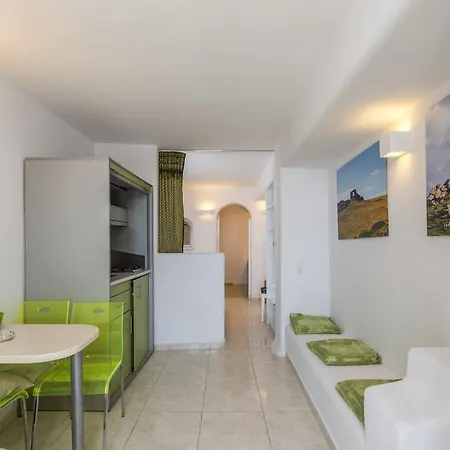 아파트호텔 아르테물라스 스튜디오