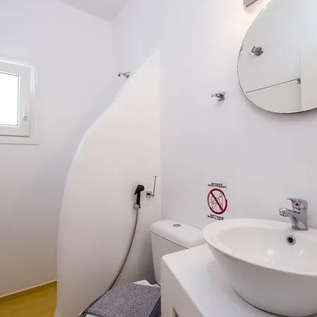 아르테물라스 스튜디오 4*