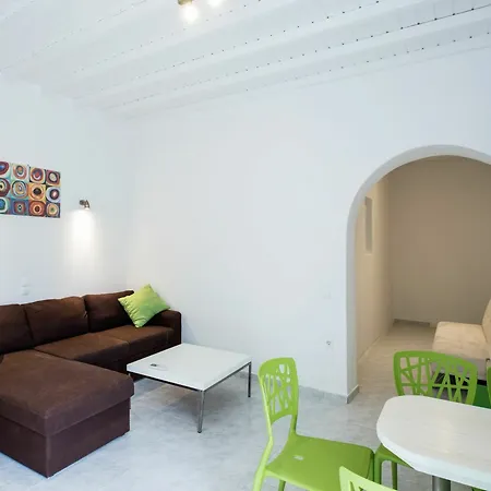 아르테물라스 스튜디오 4*