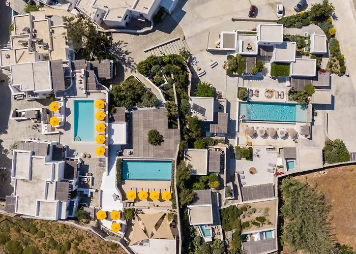 Artemoula's Studios 4*