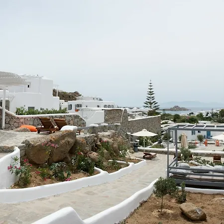 Apartahotel Artemoula's